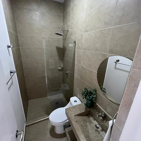 Apartamento Encantador Apto Al Lado Del Aerop Y De La Playa